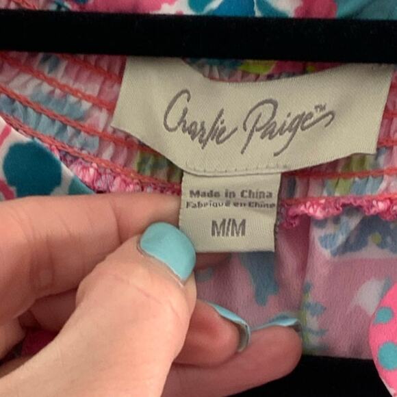 Charlie Paige Turtle blouse‎ size medium - Picture 2 of 6